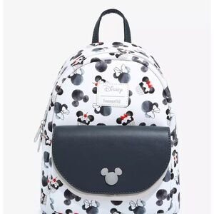 Disney Loungefly Mickey Mouse Mini Cup Cake Backpack Cupcakes